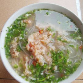 bun-quay-kien-xay-01.jpg